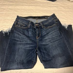 Size 9/29 Judy Blue Skinny Fit Capri